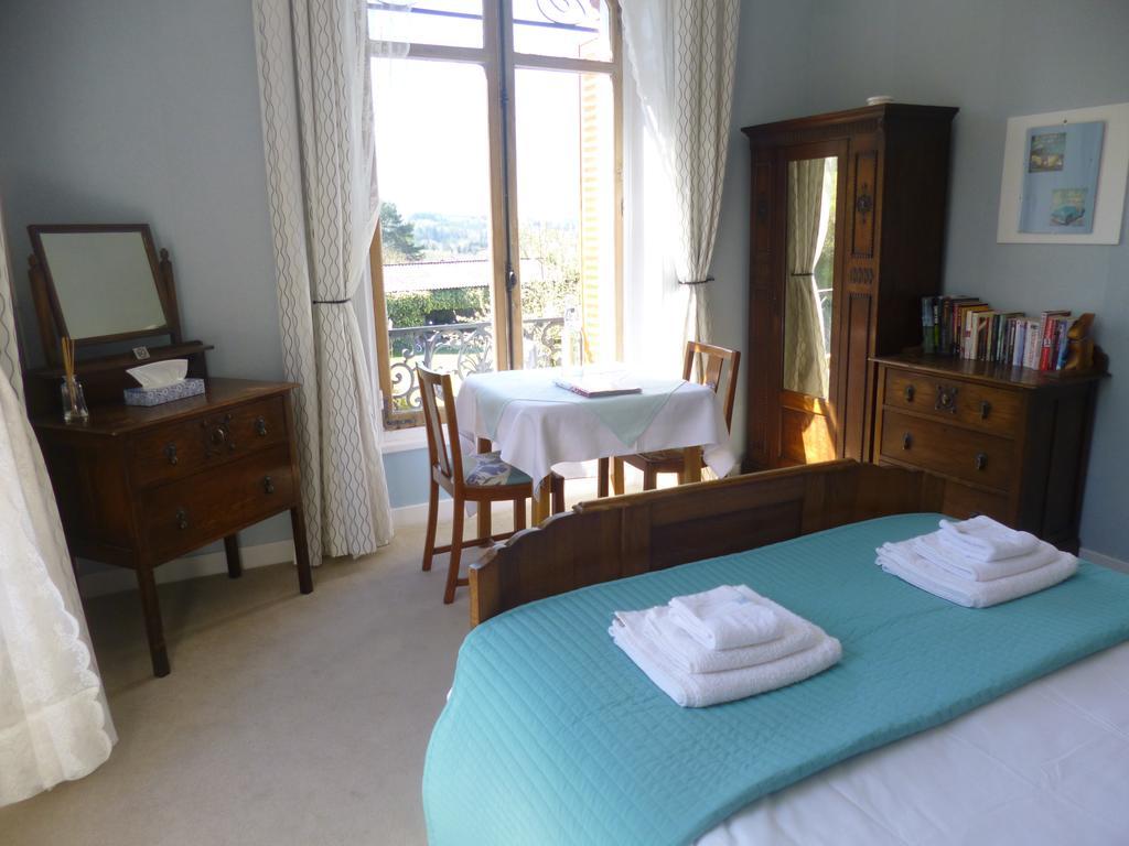 La Maison Du Marchand Peyrat-le-Chateau Ngoại thất bức ảnh
