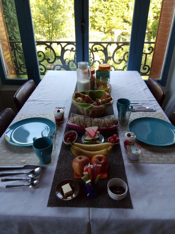 La Maison Du Marchand Peyrat-le-Chateau Ngoại thất bức ảnh